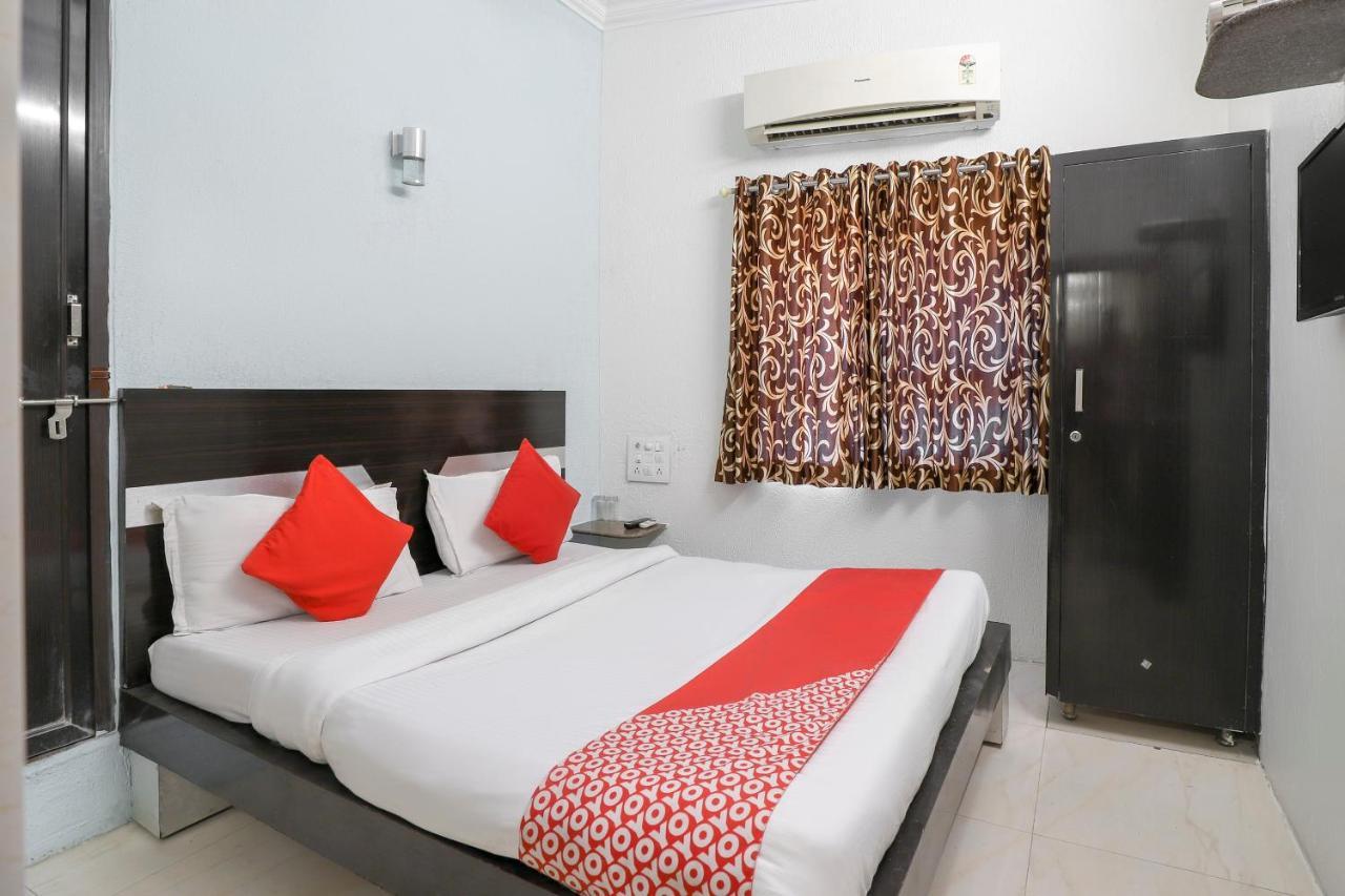 Hotel Jasmine Ahmedabad Extérieur photo