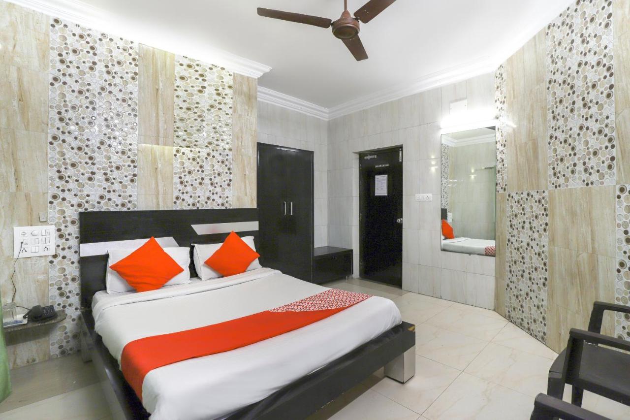 Hotel Jasmine Ahmedabad Extérieur photo