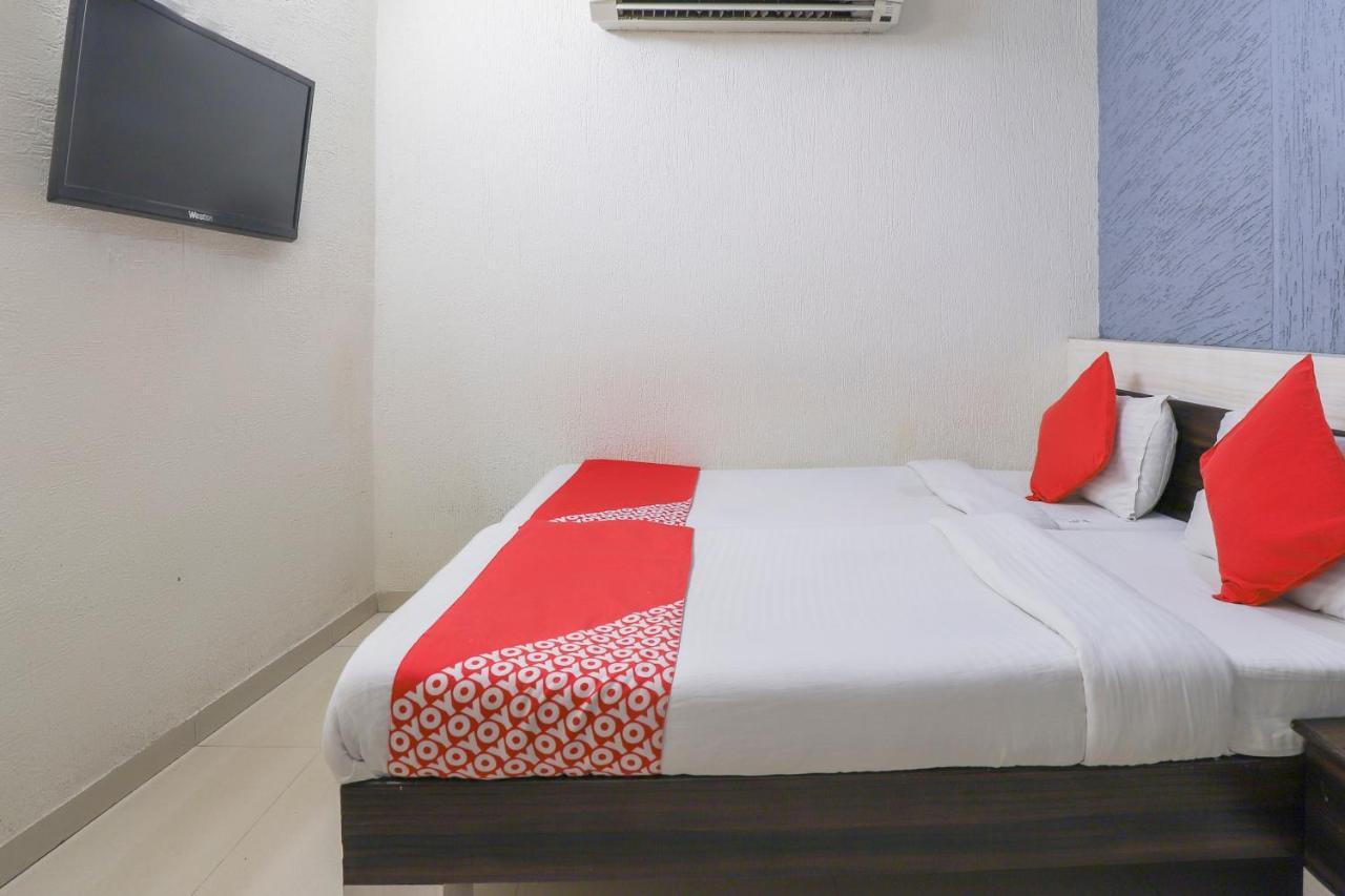 Hotel Jasmine Ahmedabad Extérieur photo