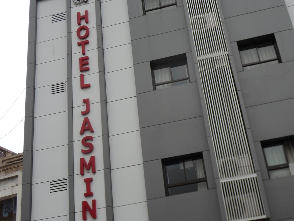 Hotel Jasmine Ahmedabad Extérieur photo