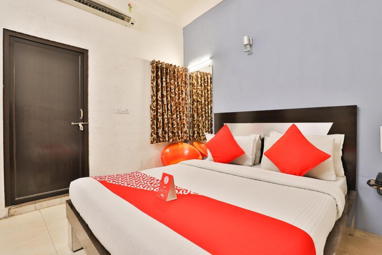 Hotel Jasmine Ahmedabad Extérieur photo
