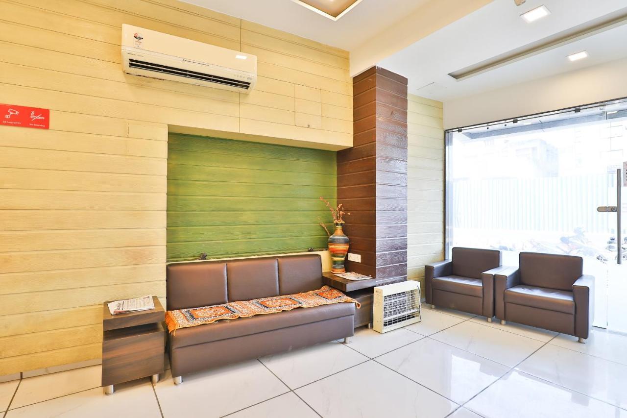 Hotel Jasmine Ahmedabad Extérieur photo